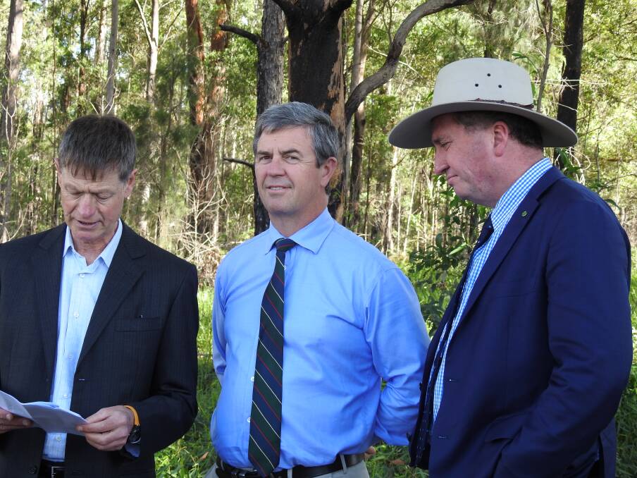 Jim Houghton, David Gillespie MP, Deputy PM Barnaby Joyce MP: Jim Houghton from Forest Wood Products Australia said the project is terrific news for cotton, fisheries and rural industries which have all been working on a sustainable footing and will now be able to demonstrate that.
