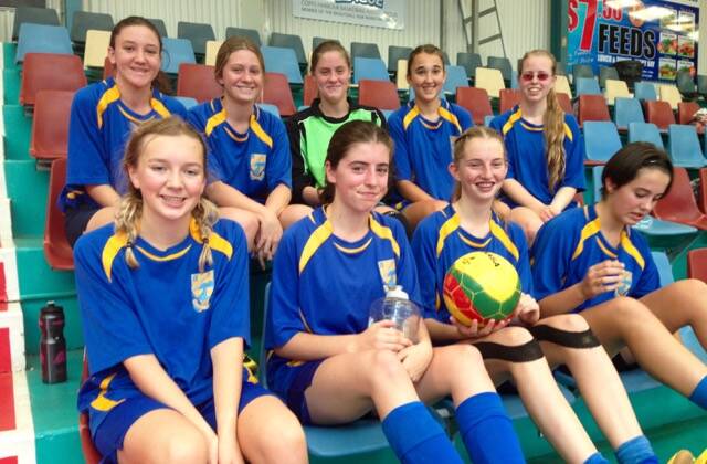 16 years futsal team - Back row: Kelsie Williamson-Leslie, Lauren Rigney, Shellby Osland, Willow Berry, Sophie Russell
Front row: Claudia White, Brynne Couper, Willow Neal, Emily Ruming