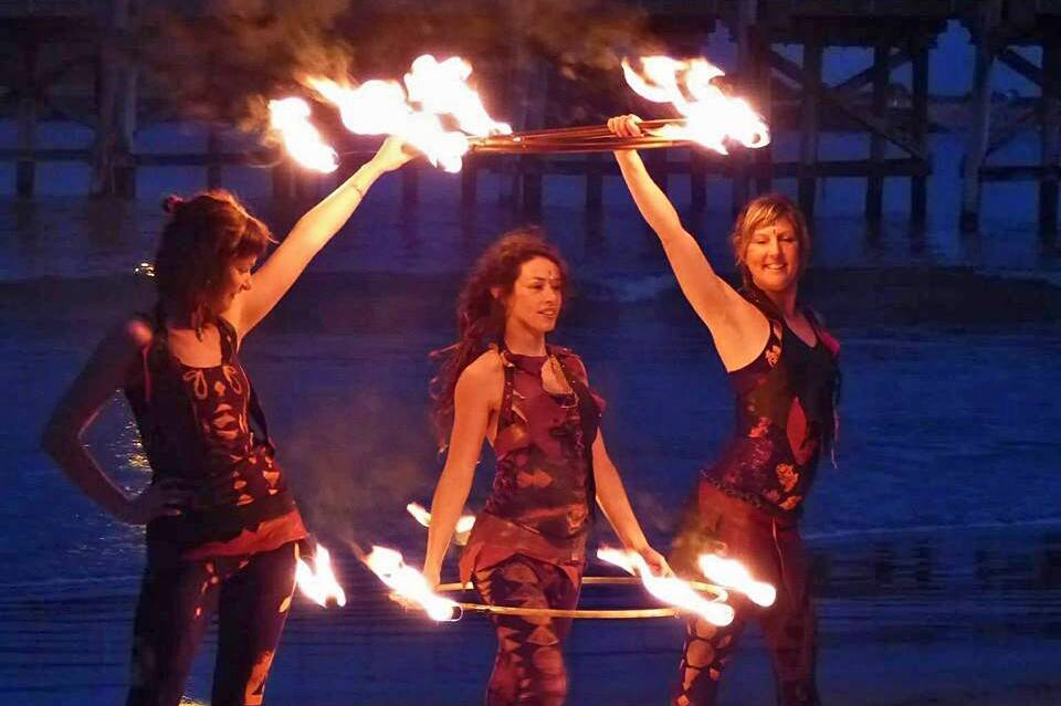SATURDAY, SEPTEMBER 24: Macleay River Festival. The finale will feature fire performers Kozmic Fuzion with haunting acapella backing by the Yarrapinni Choir.