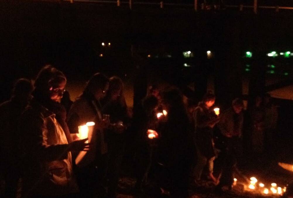 #EvacuateNow candle vigil for asylum seekers