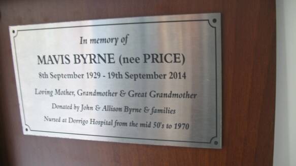 Plaque remembering Dorrigo nurse Mavis Byrne.
