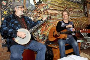 Bluegrass music was a “must have” part of the Made in Dorrigo promotion, held on Saturday. John Woolhouse and Brigid Sommers, foundation members of the Dorrigo Bluegrass Festival, were among the performers.