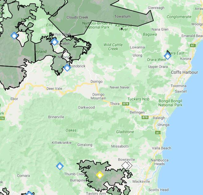 Liberation Trail (top of map) has extended towards the Coffs Coast while Kian Rd (bottom of map) is burning to the south of us