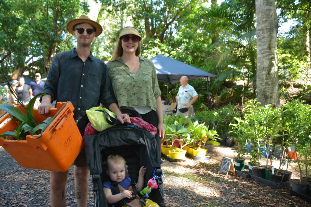 Taz, Elara and Ash from Toormina enjoying the Autumn Plant Fair in March. Photo: Ute Schulenberg