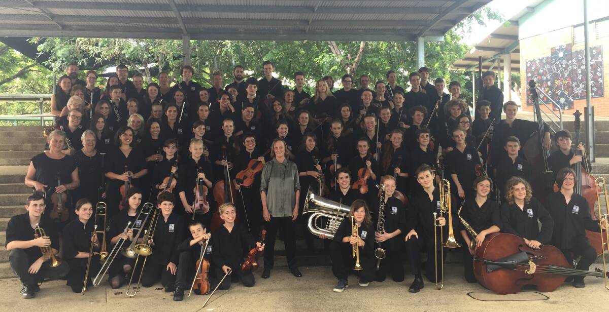 Bellingen Youth Orchestra 2017 with artistic director Ann Phelan front and centre