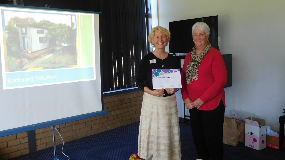 Guest Speaker Kim Connolly being thanked by View Club member Dinah Lawson. Photo supllied.