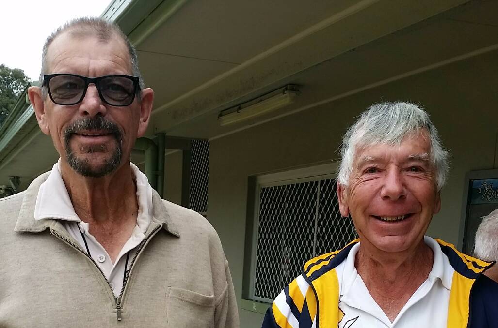 North Beach Bowling Club: The winners of the cash were Woz Fawbert and Des Puls here. Photo by Graeme Rose.