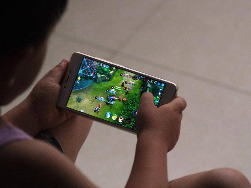 Playing games with your children is a better way to teach them about online safety, an expert says.