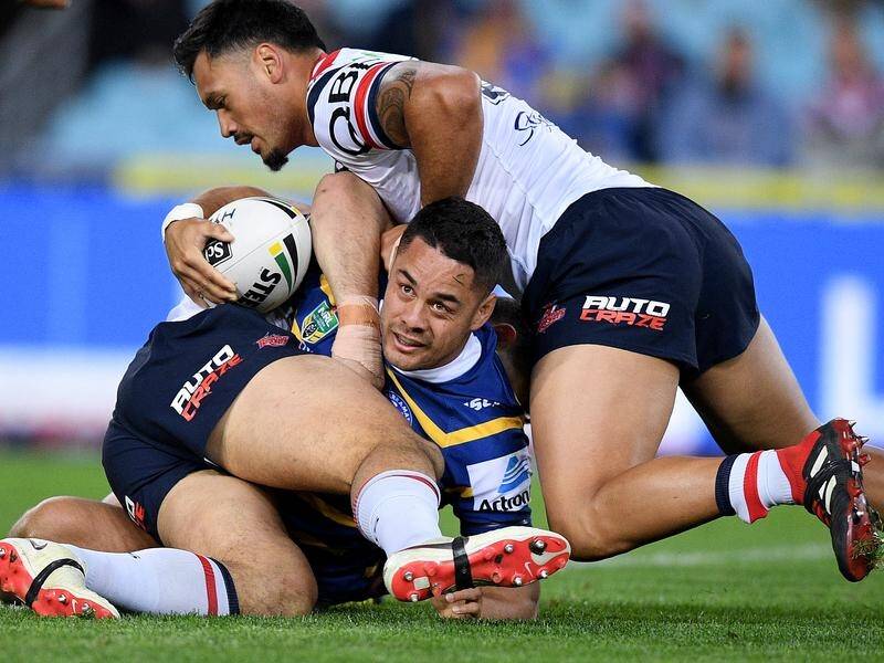 St George Illawarra are reportedly keen on Parramatta's Jarryd Hayne (C) for the 2019 NRL season.